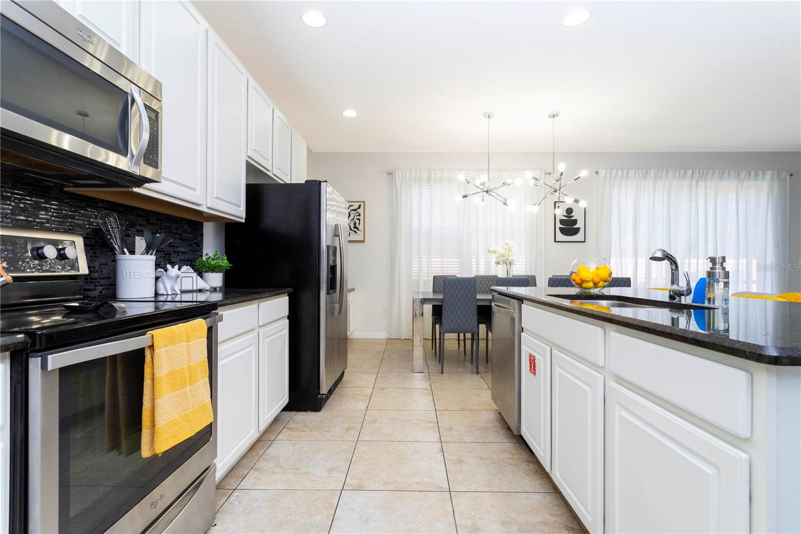 BELLAVIDA REPLAT 2 - Residential Lease