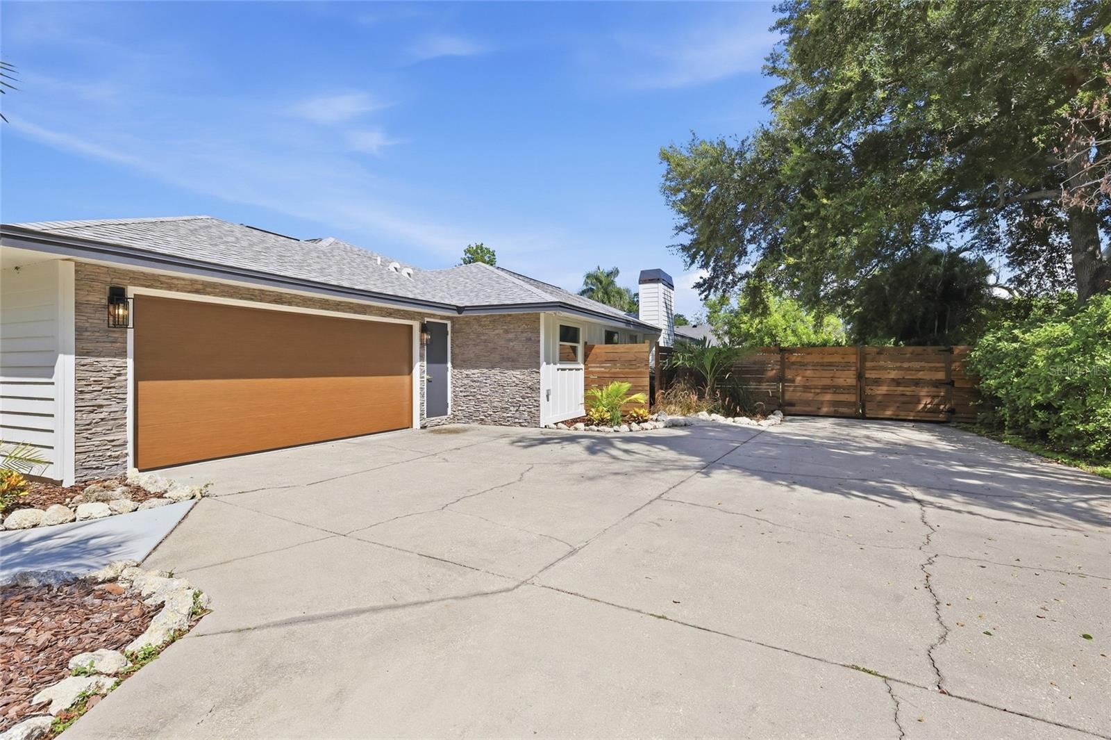1411 70TH STREET NW, BRADENTON, FL, 34209 4 1411 70TH STREET NW
