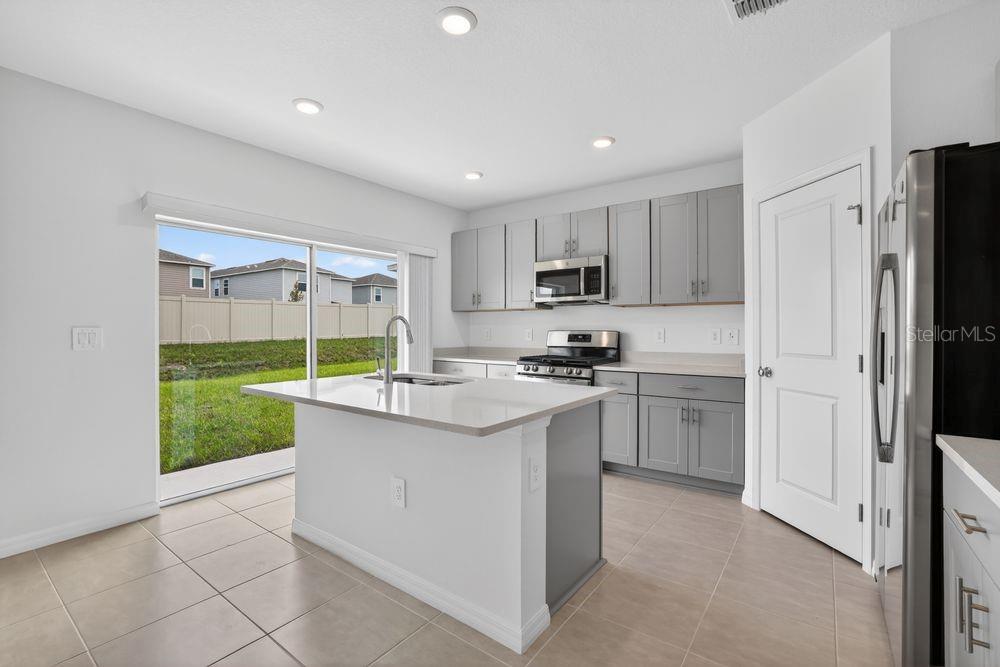 13819 SAWMILL STREET