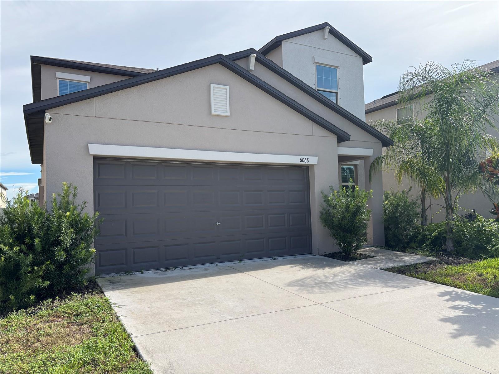 6068 APPLE SNAIL AVENUE