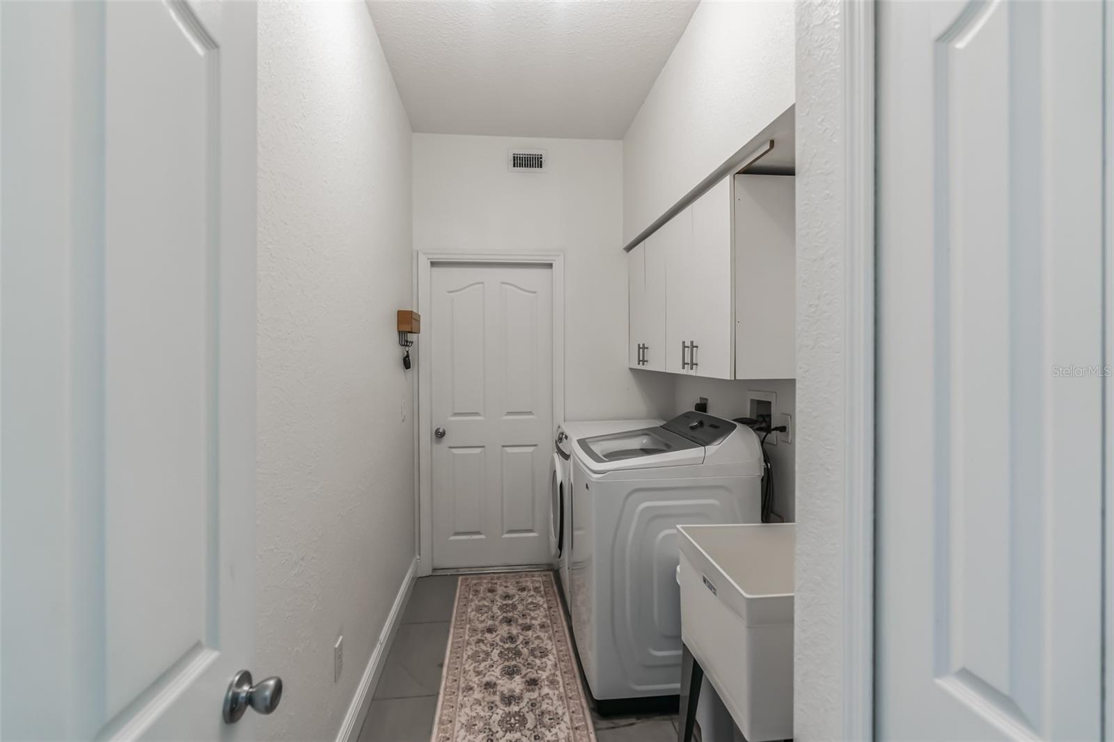 BOBCAT TRAIL - Residential Lease