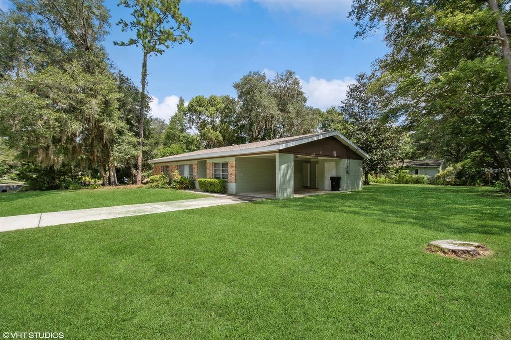 Photo of 2015 NW 36th Drive, Gainesville, FL 32606 (MLS # GC533656)