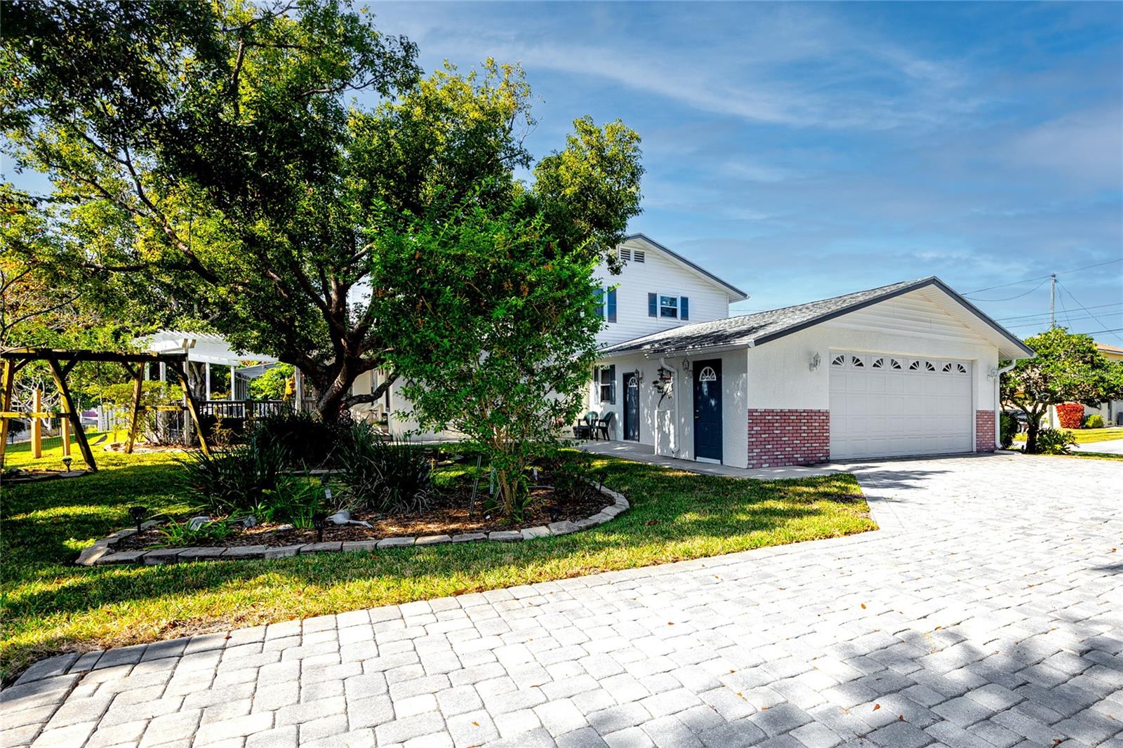 FRESH WATER ESTATES - Residential