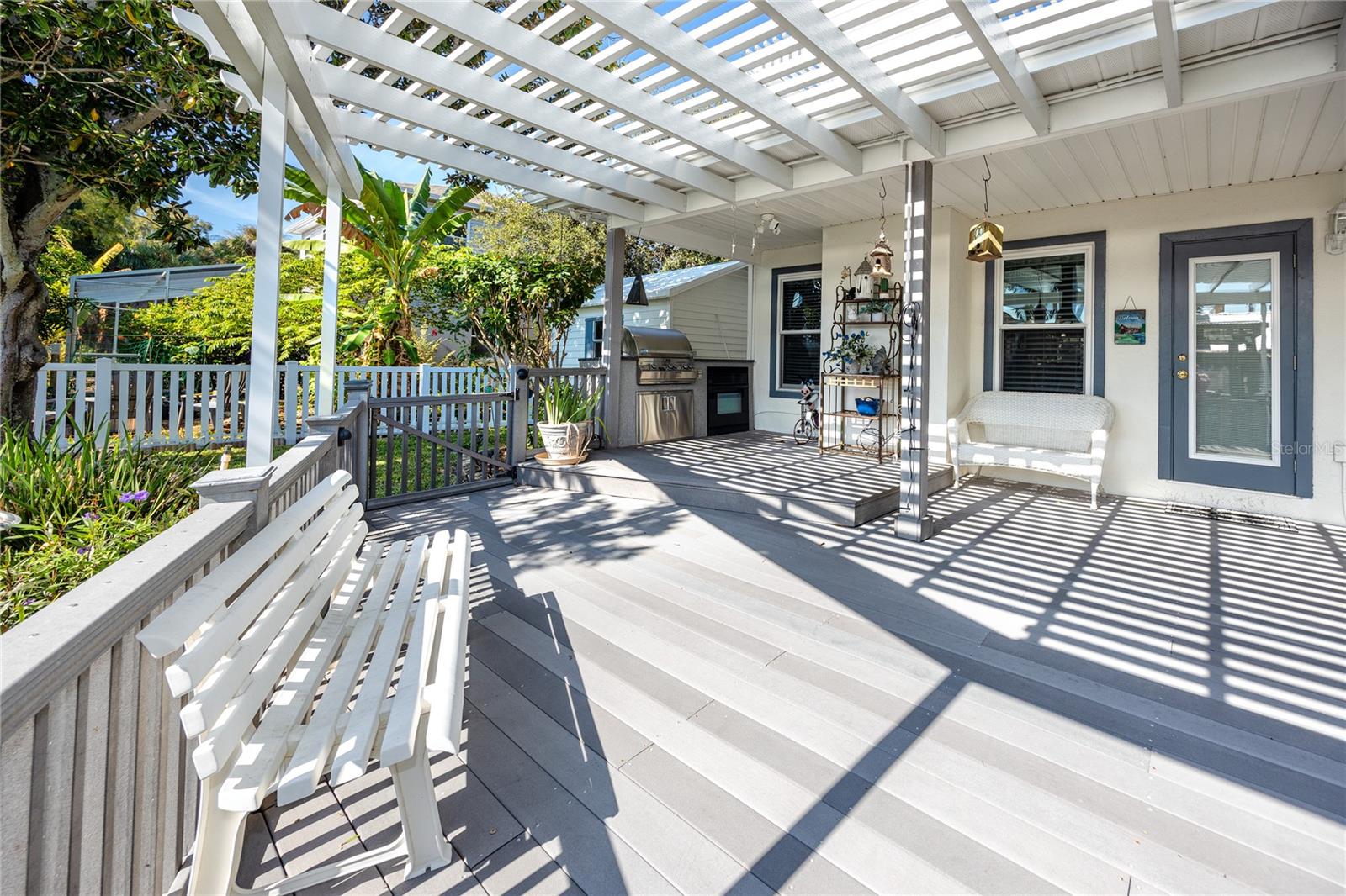 FRESH WATER ESTATES - Residential