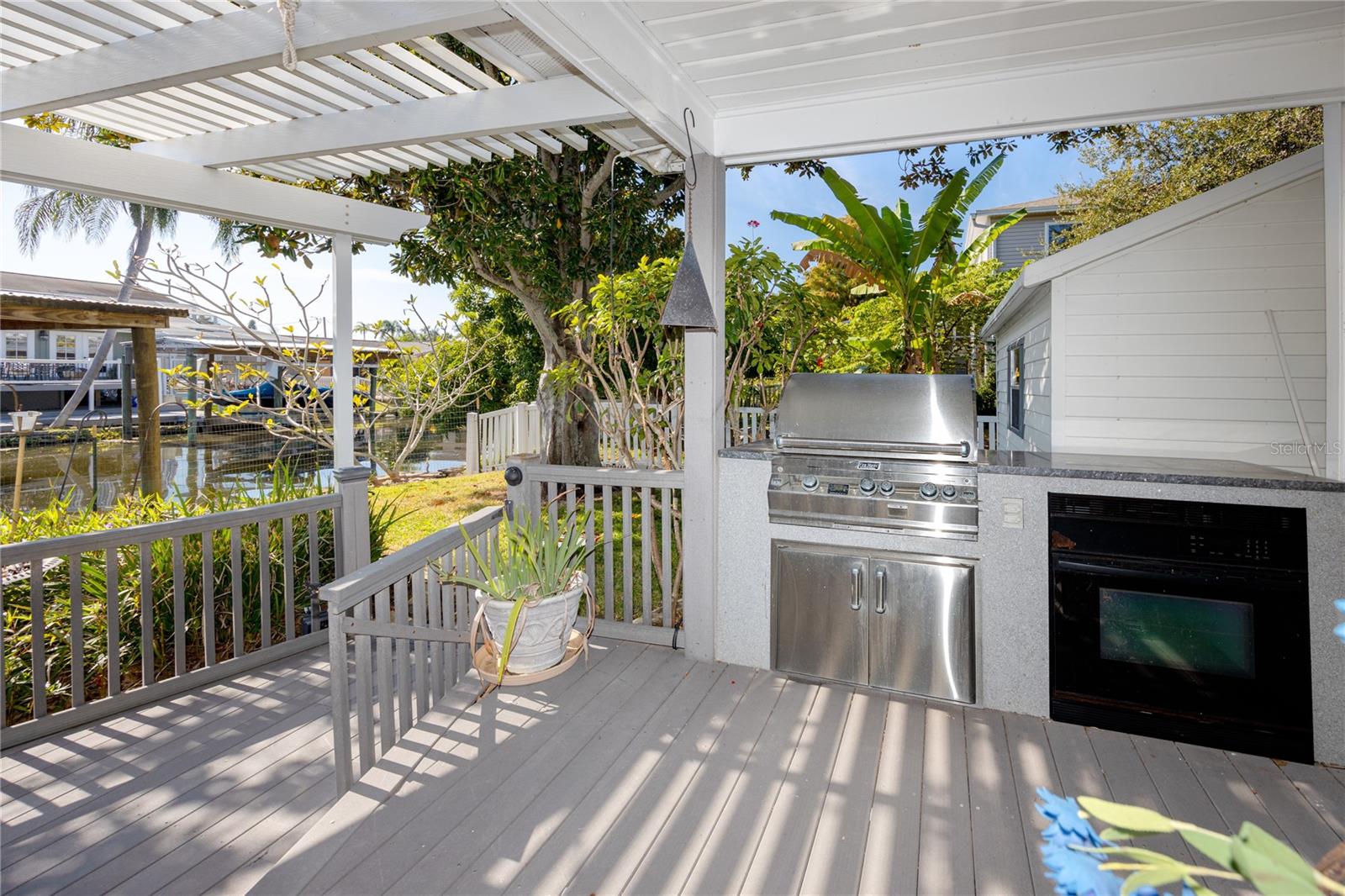 FRESH WATER ESTATES - Residential