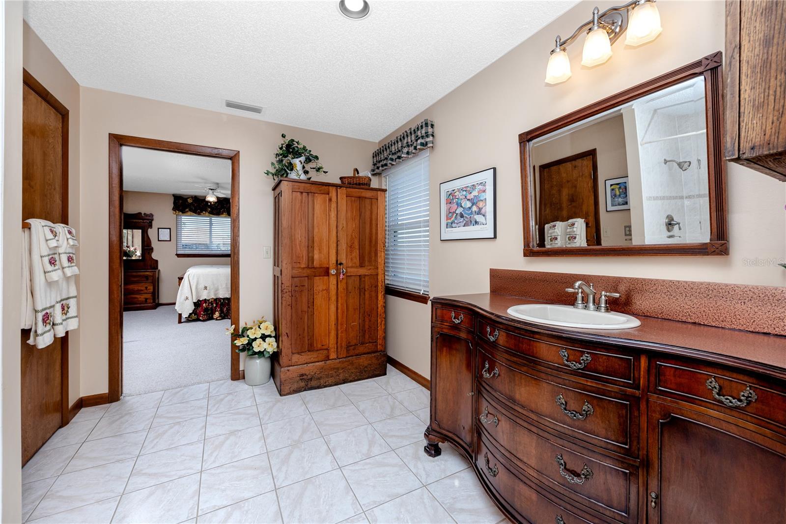 FRESH WATER ESTATES - Residential