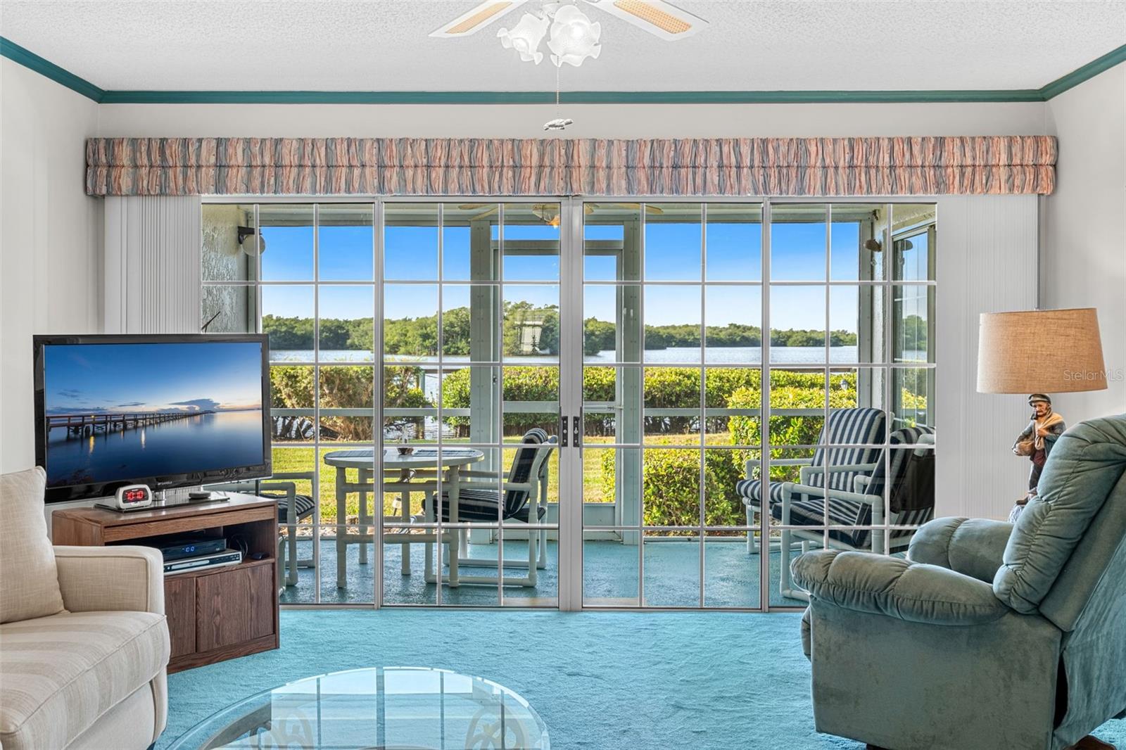 HARBOR ISLES CONDO PH XI - Residential