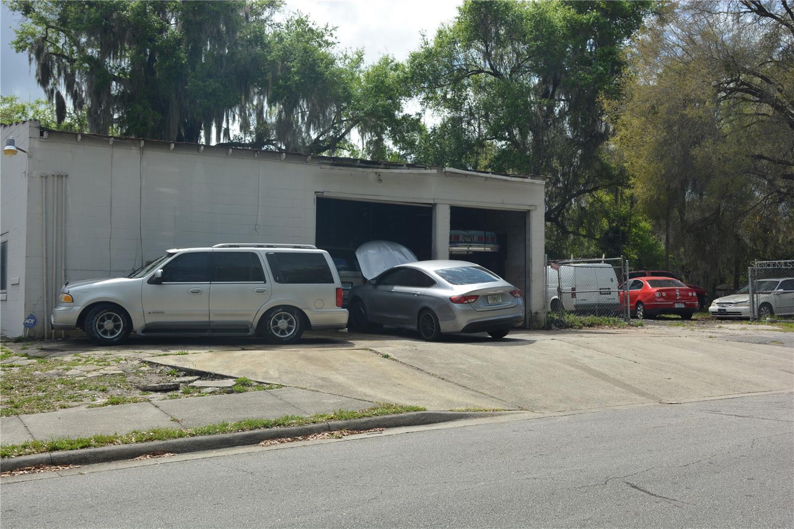 HUTCHINSONS - Commercial Sale