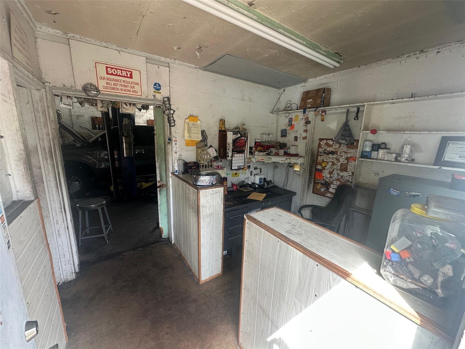 HUTCHINSONS - Commercial Sale