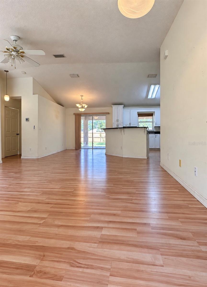 8379 N VINCE DRIVE