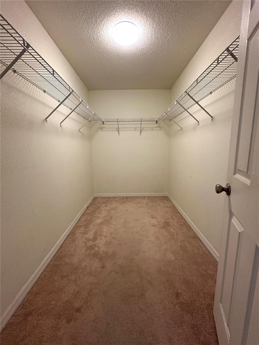 8379 N VINCE DRIVE