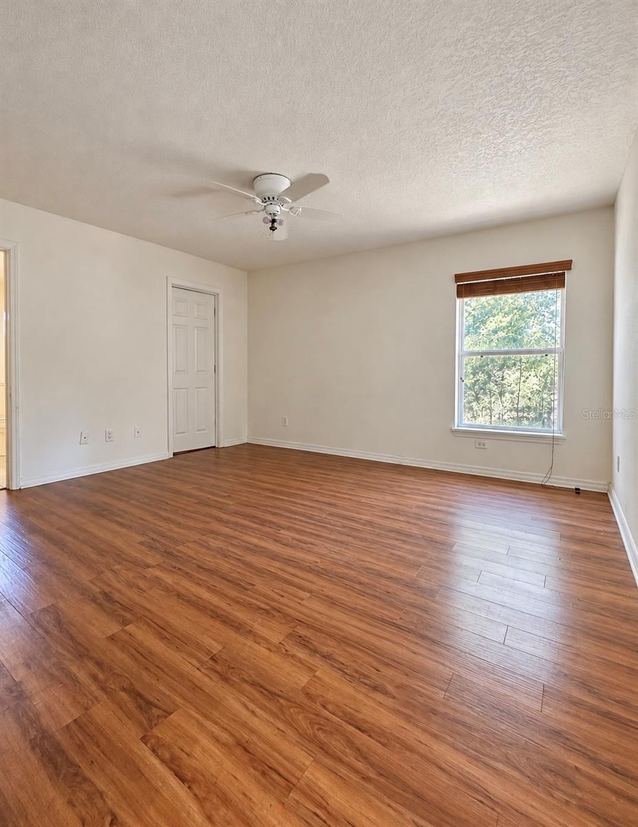 8379 N VINCE DRIVE
