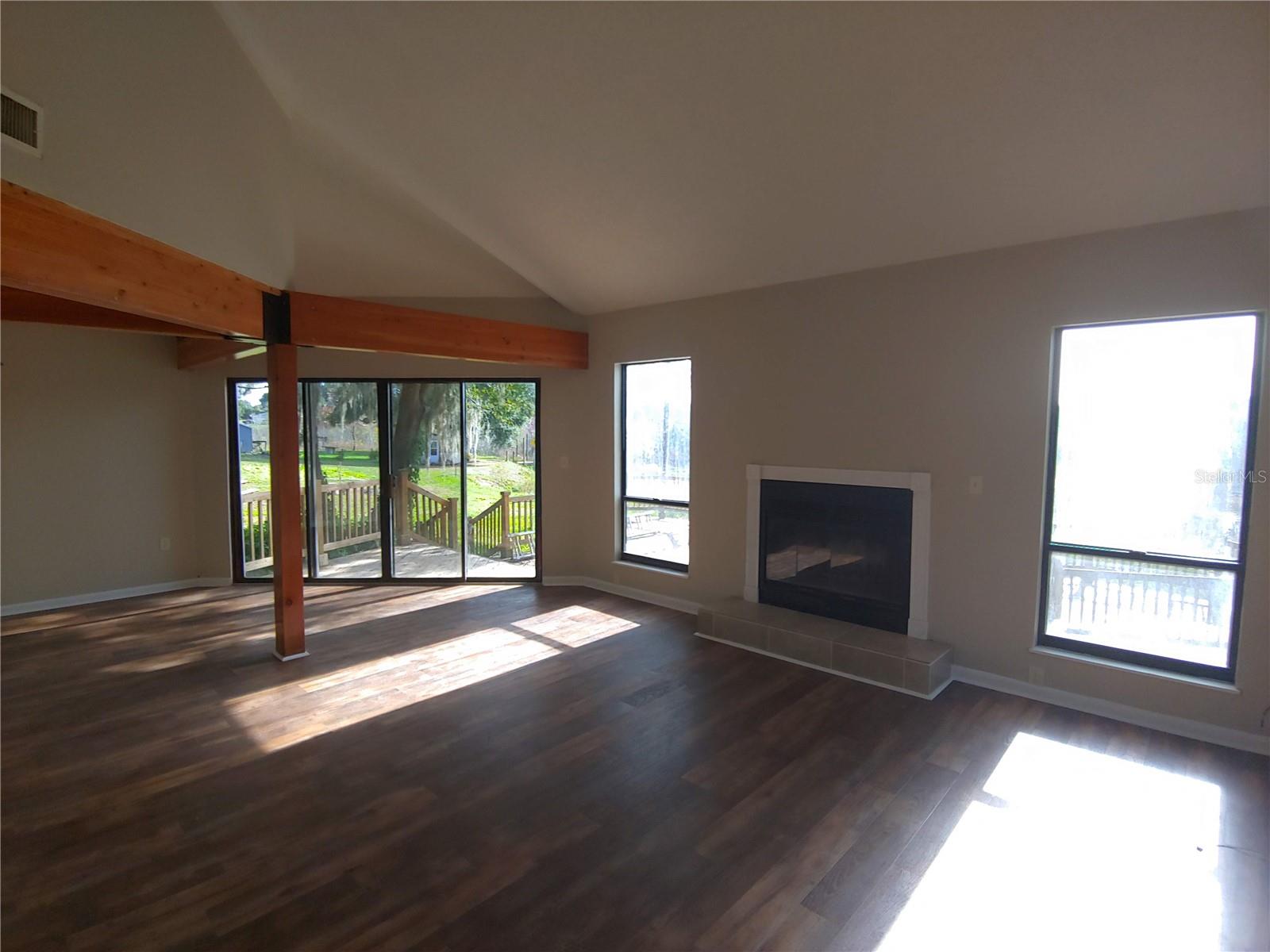 MAGNOLIA SHORES - Residential Lease