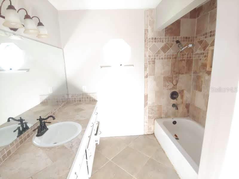 MAGNOLIA SHORES - Residential Lease