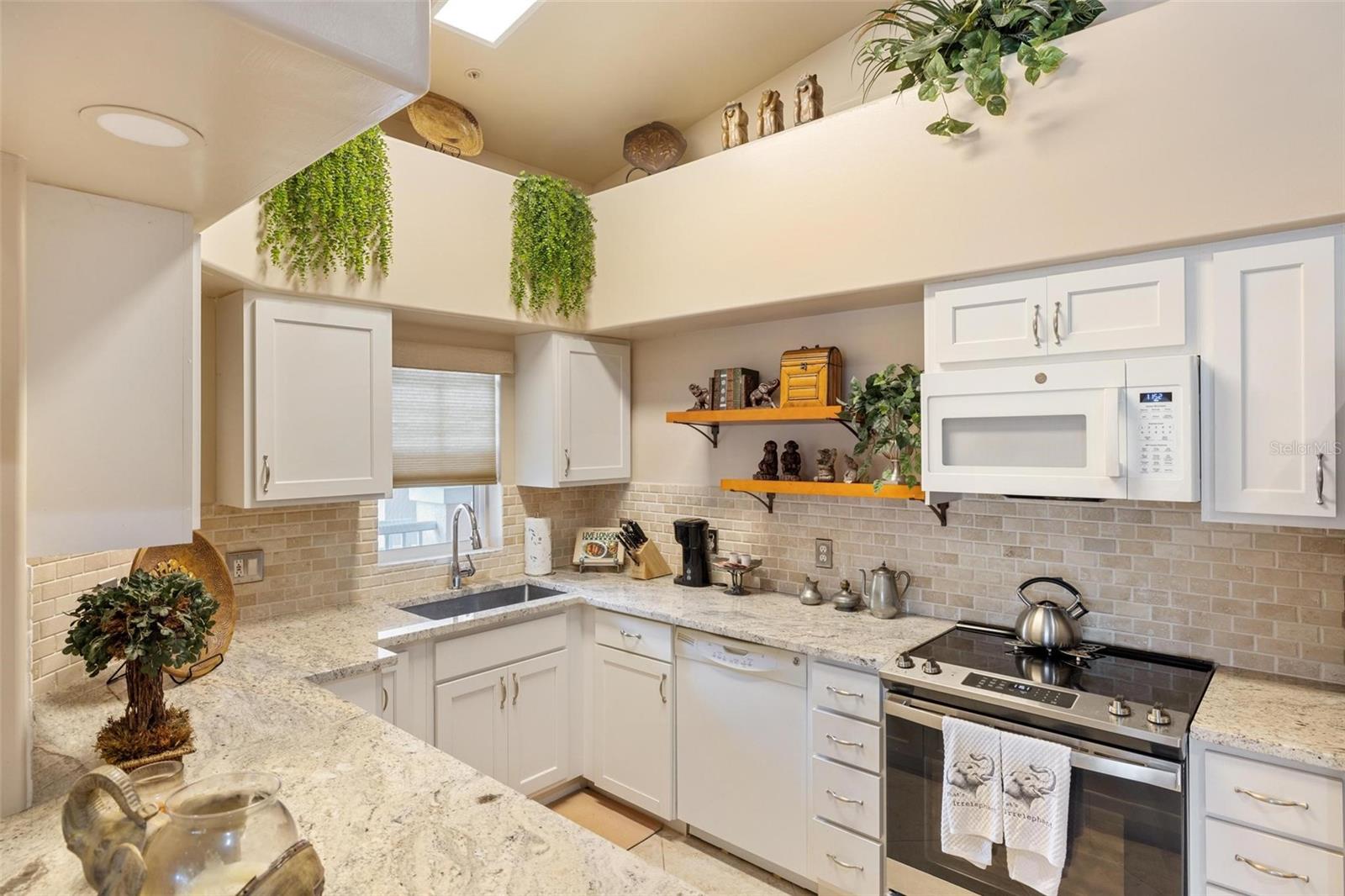 4244 CENTRAL SARASOTA PARKWAY 726