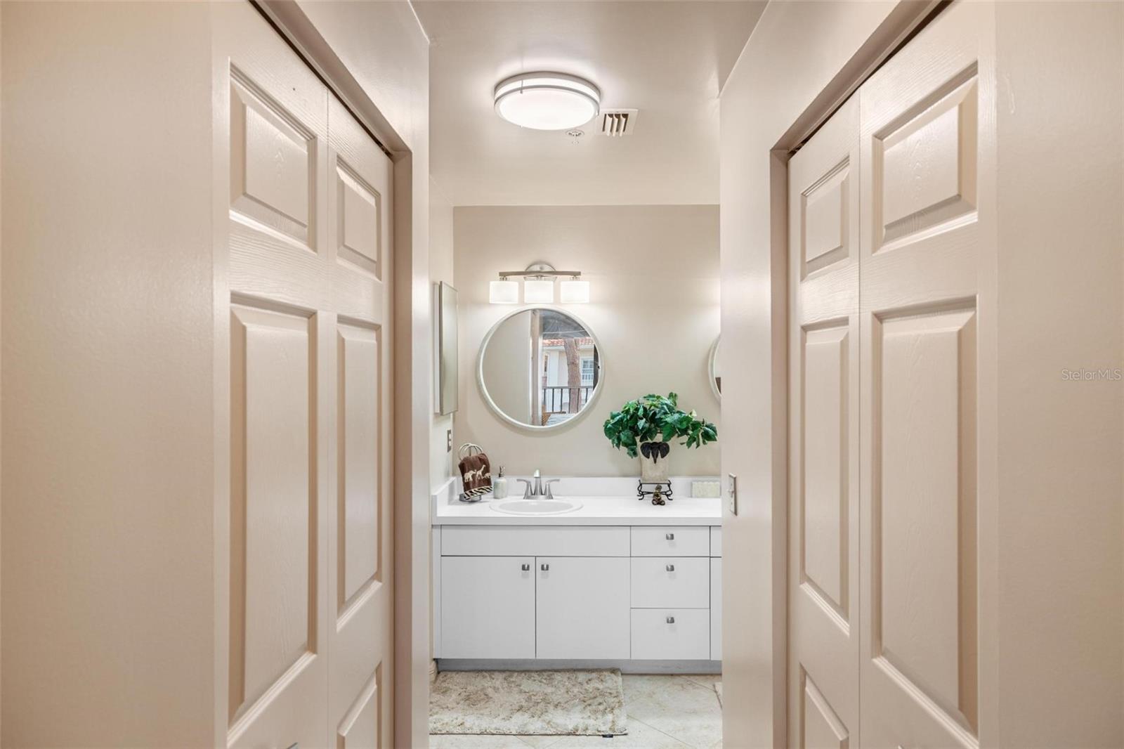 PLAZA DE FLORES - Residential