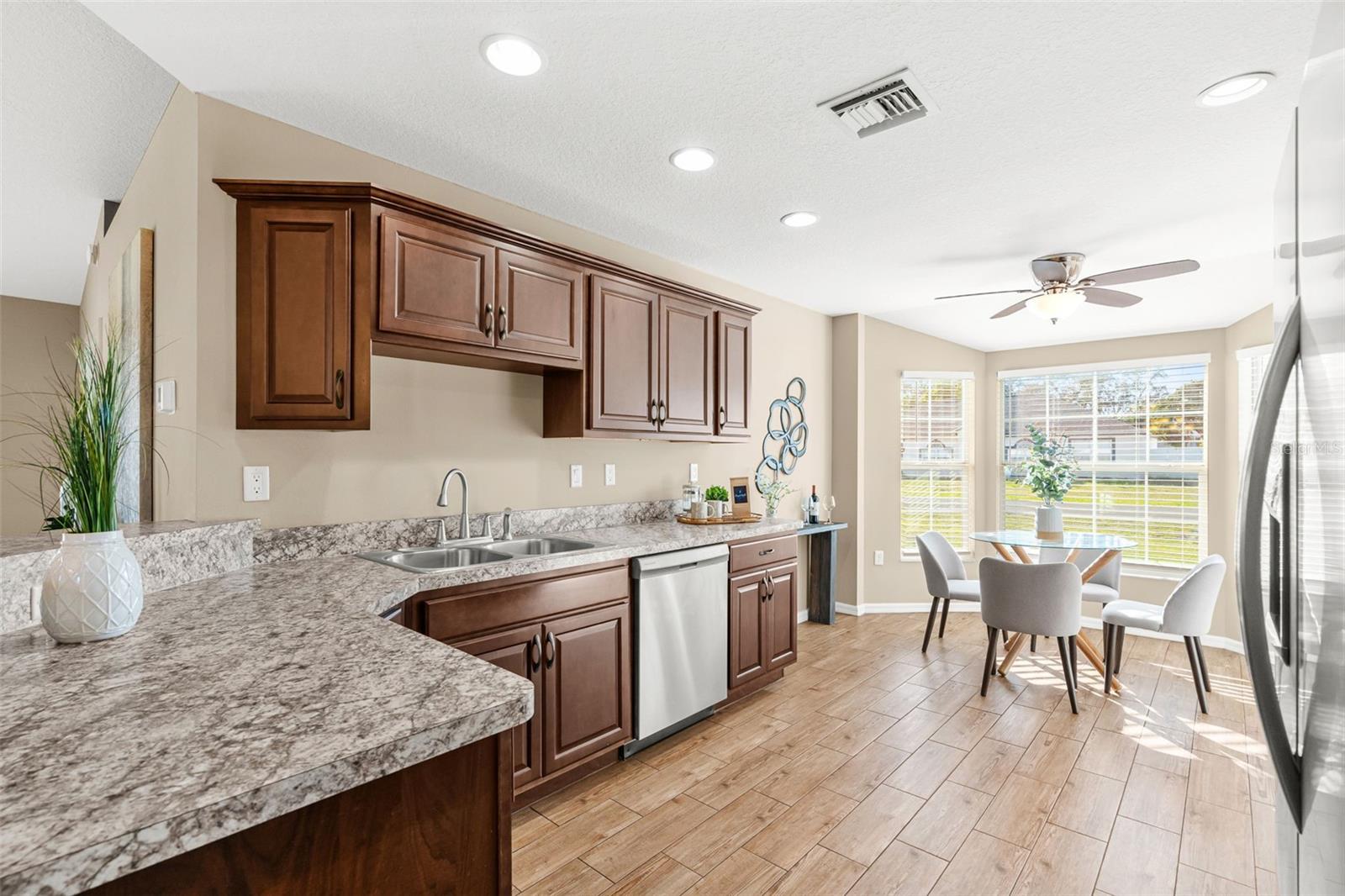 SPRING HILL - Residential