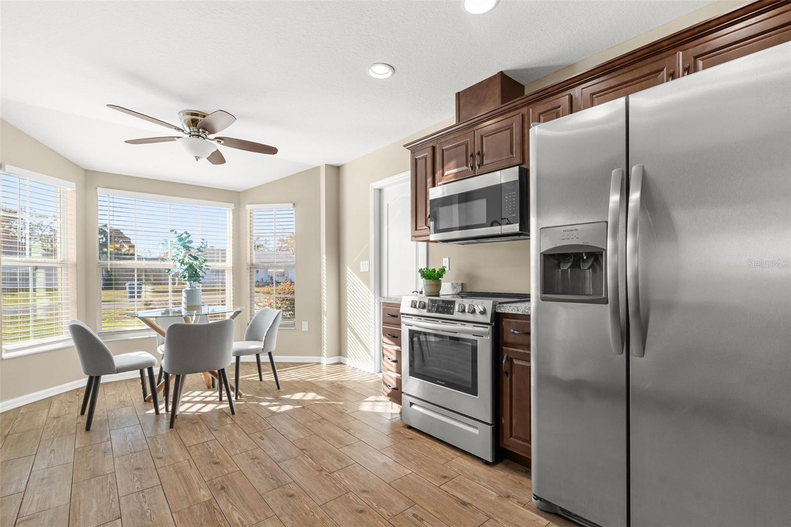 SPRING HILL - Residential