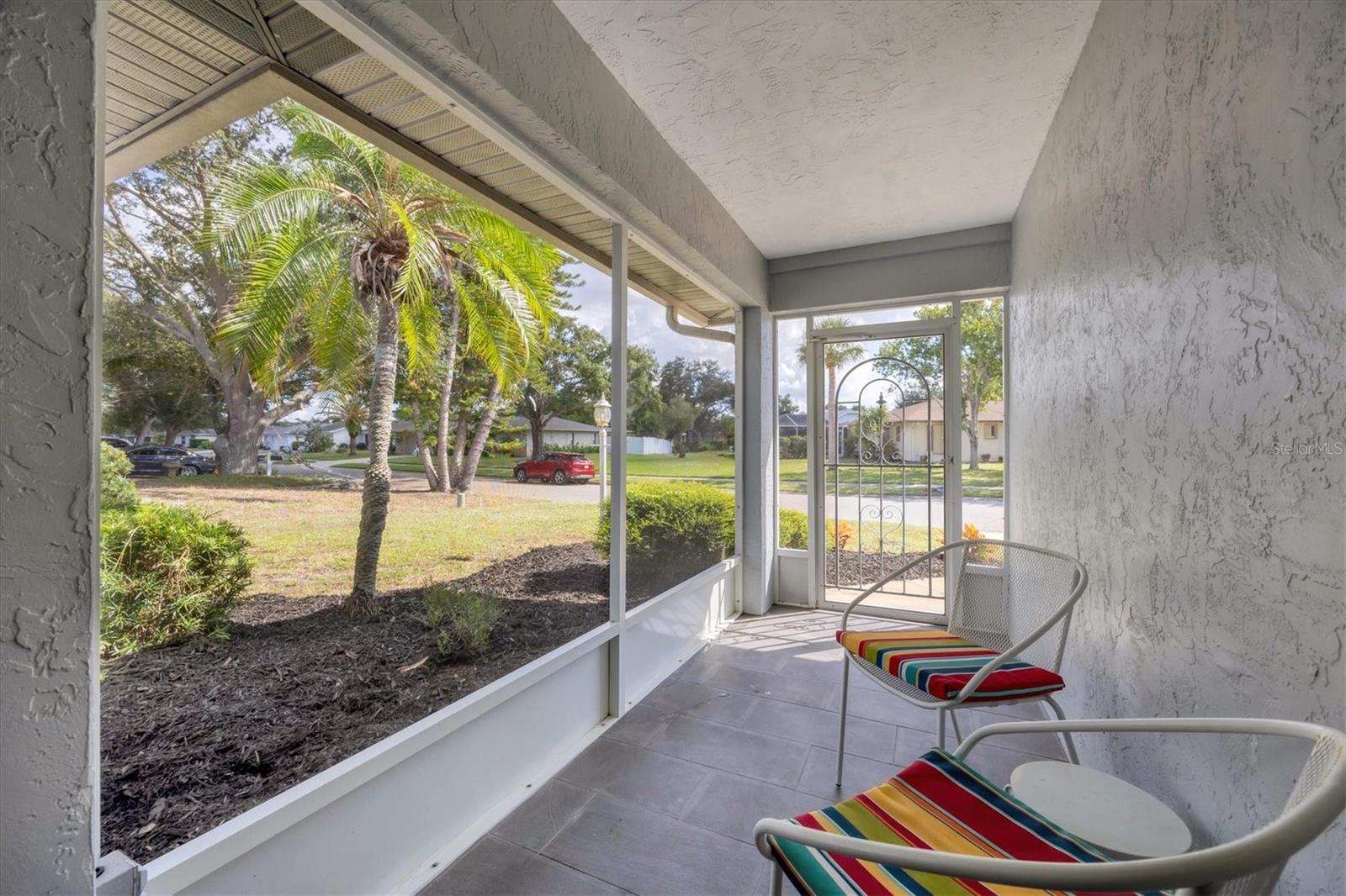 COUNTRY MEADOWS - Residential