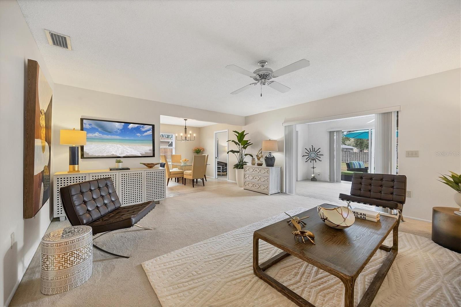 COUNTRY MEADOWS - Residential