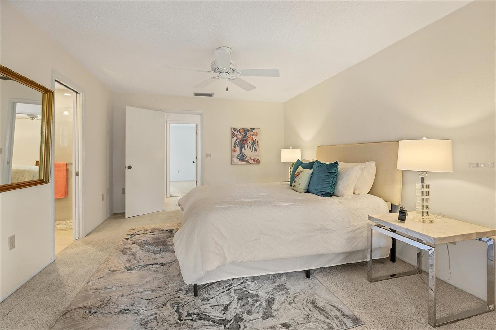 COUNTRY MEADOWS - Residential