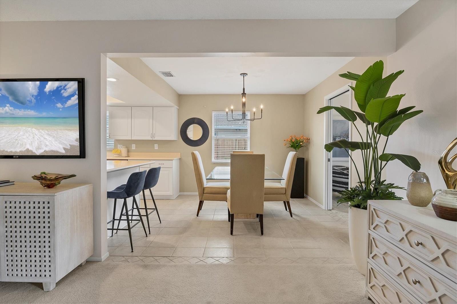 COUNTRY MEADOWS - Residential