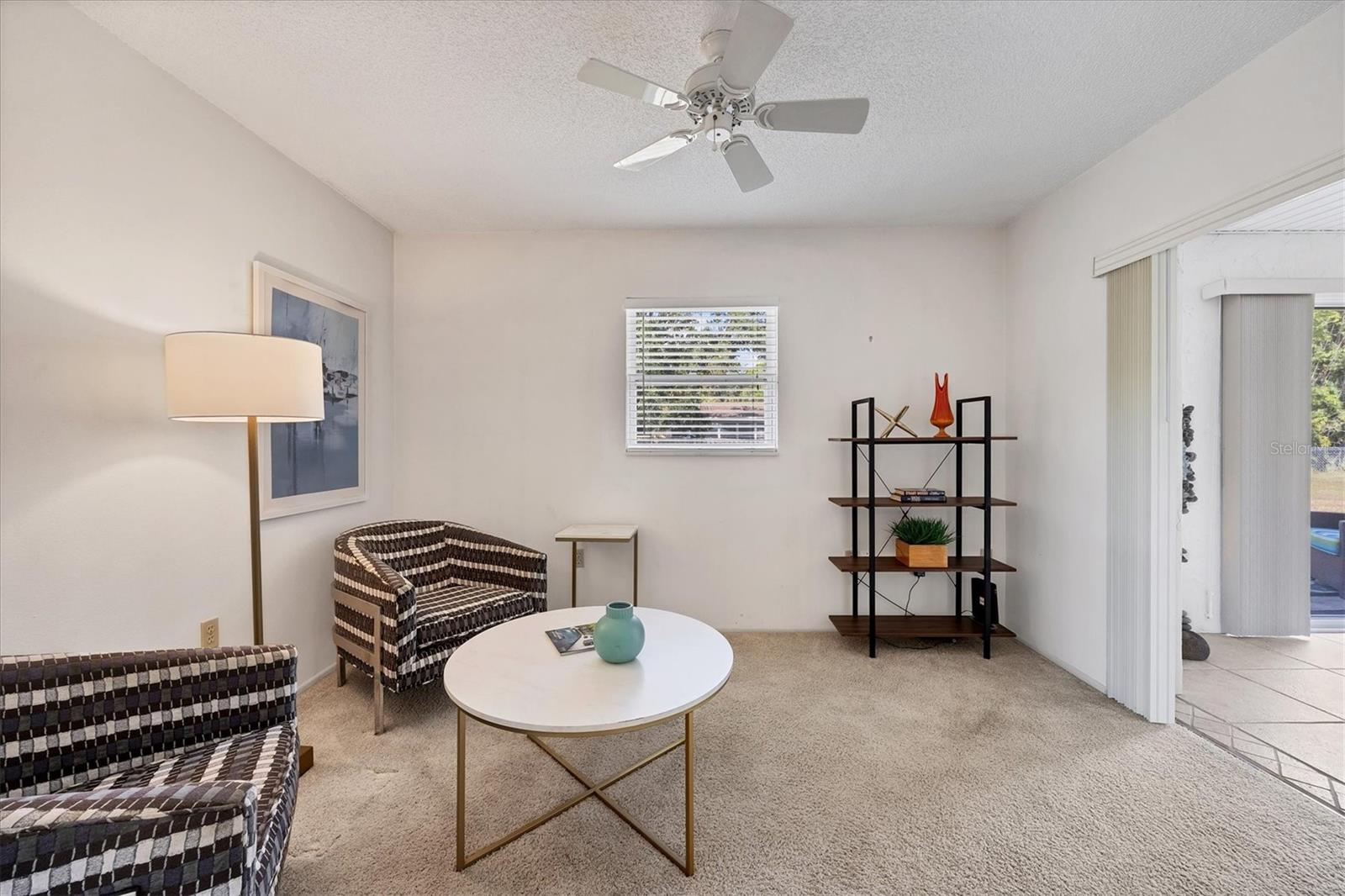 COUNTRY MEADOWS - Residential