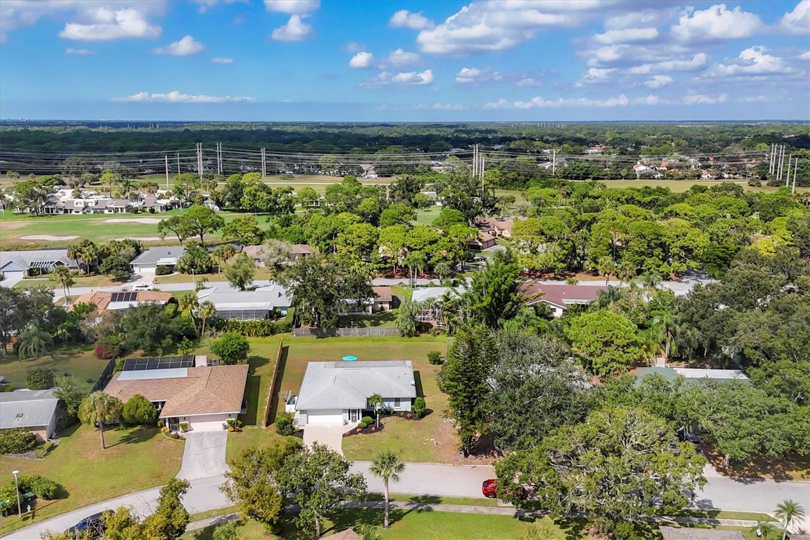 COUNTRY MEADOWS - Residential