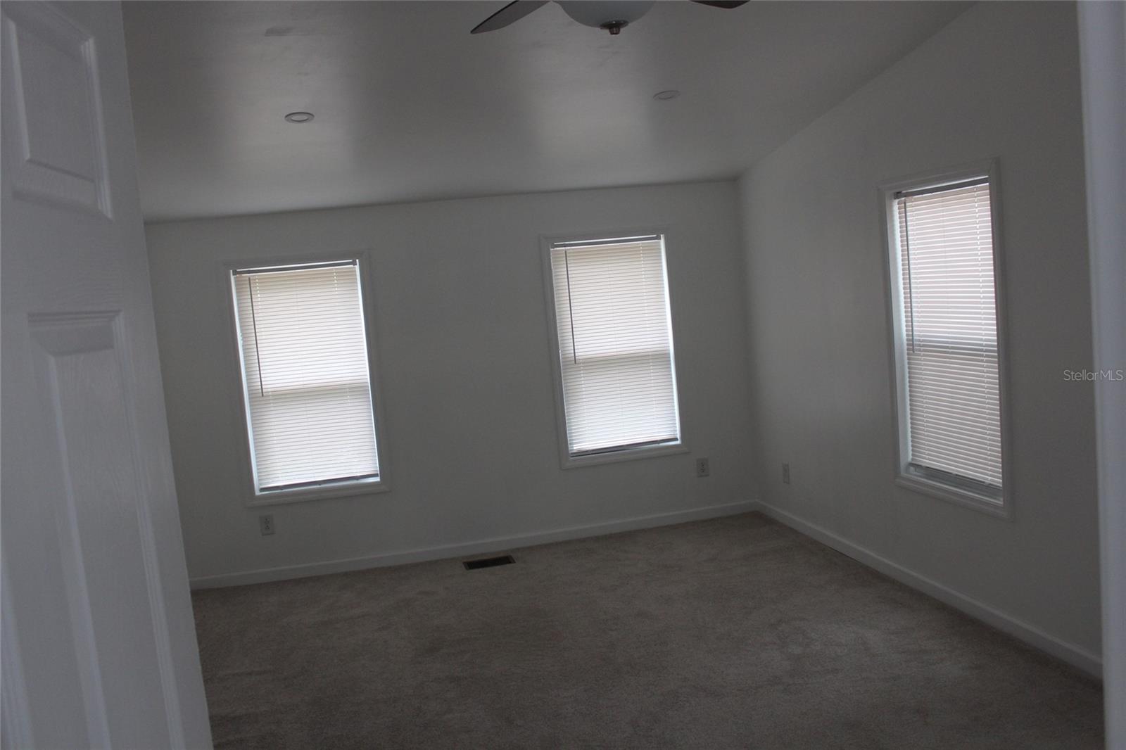 REYNOLDS - Residential