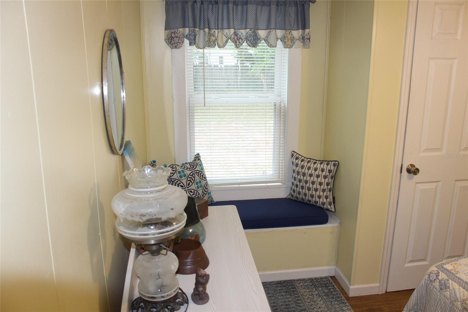 REYNOLDS - Residential