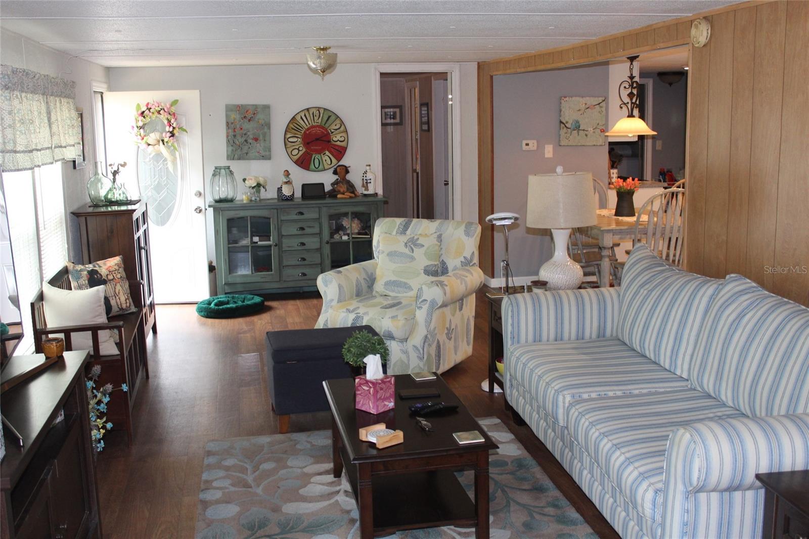 REYNOLDS - Residential