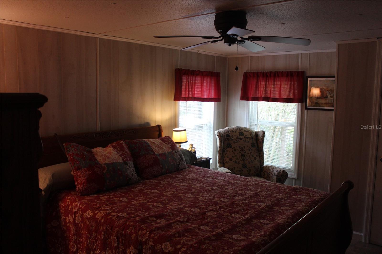 REYNOLDS - Residential