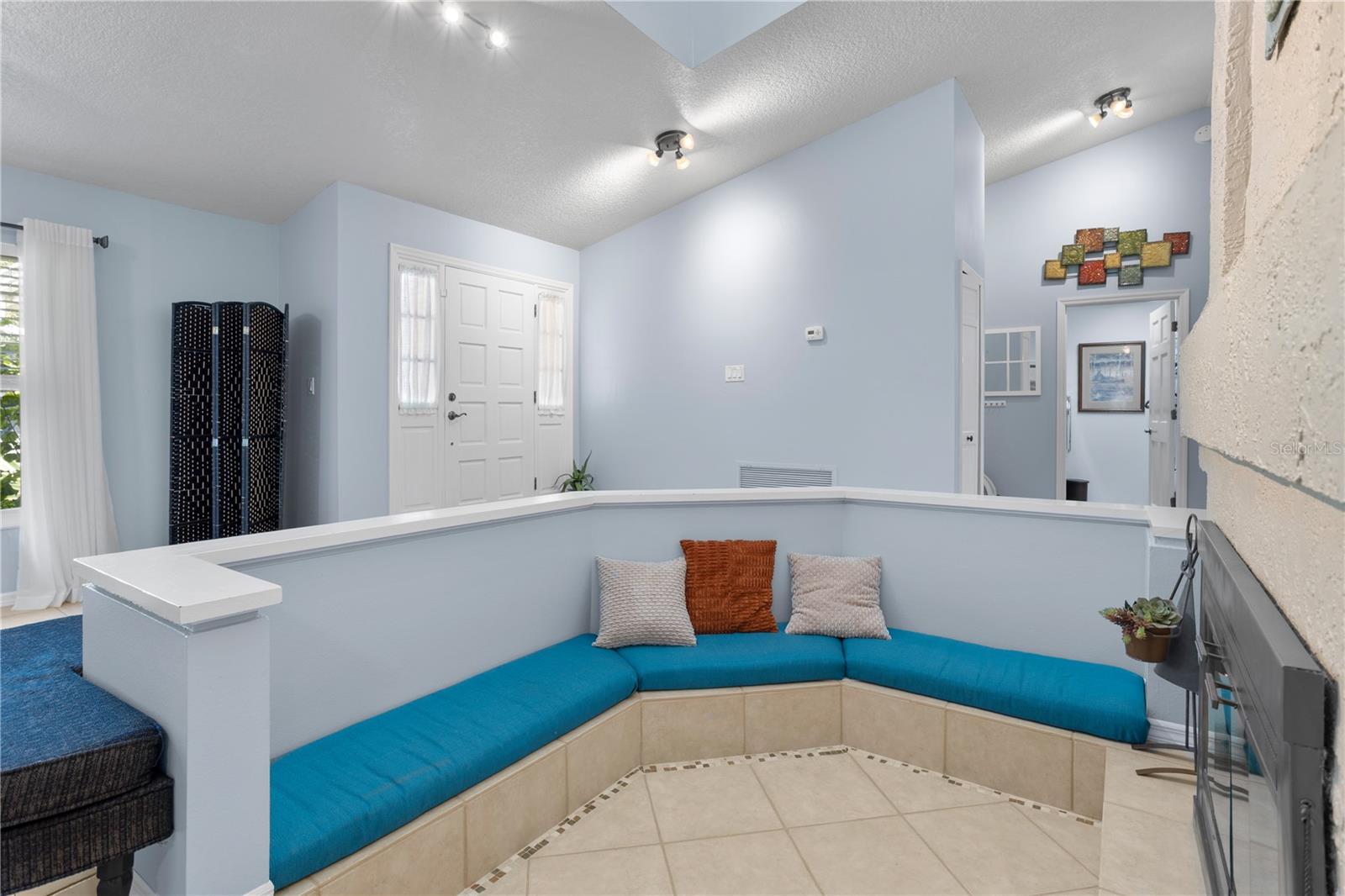 BELLE MEADE UNIT 2 - Residential