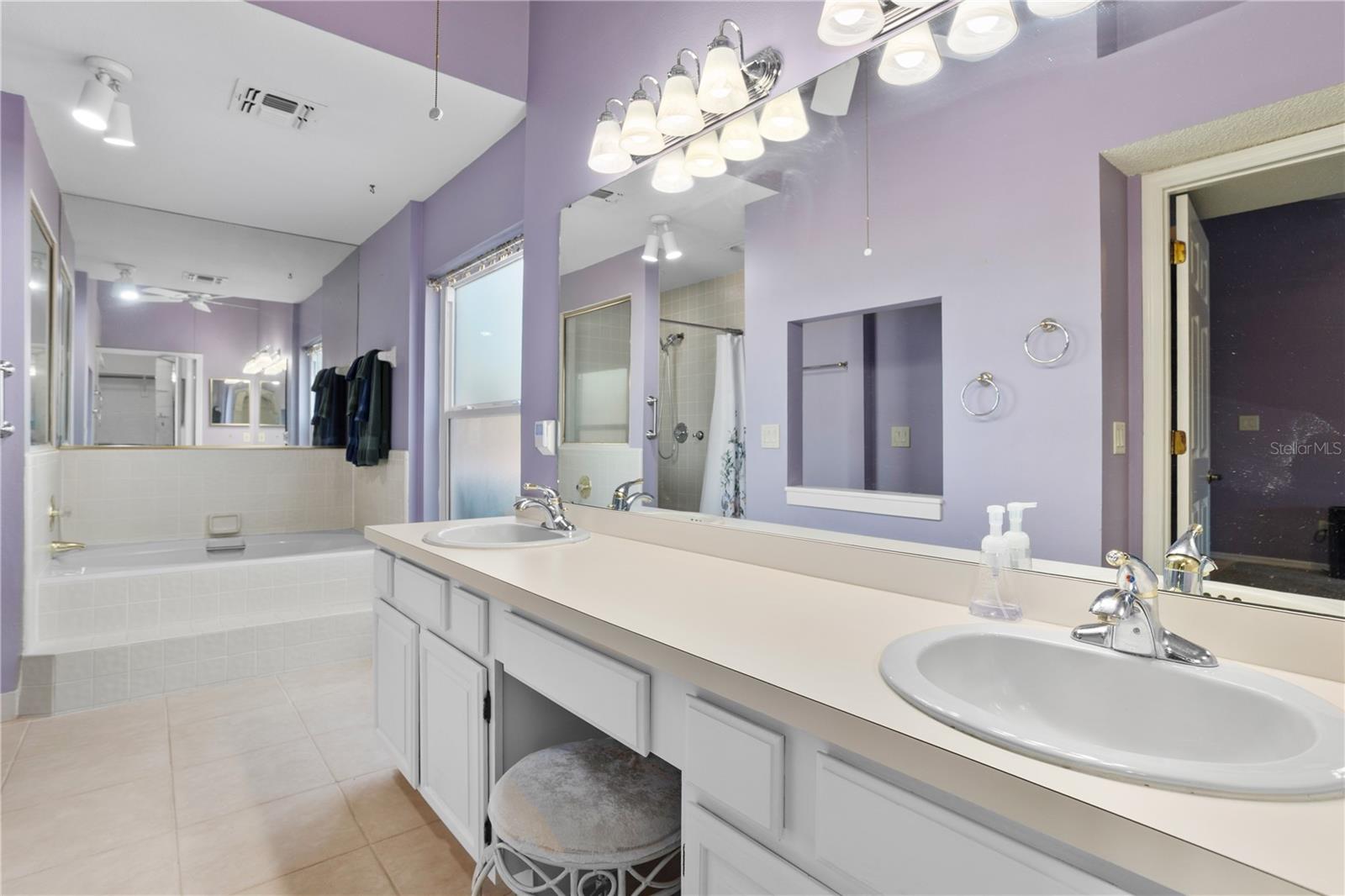 BELLE MEADE UNIT 2 - Residential