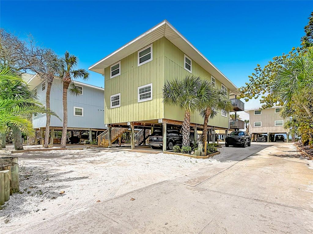 Photo of 19836 Gulf Boulevard #5B, Indian Rocks Beach, FL 33785 (MLS # TB8492342)