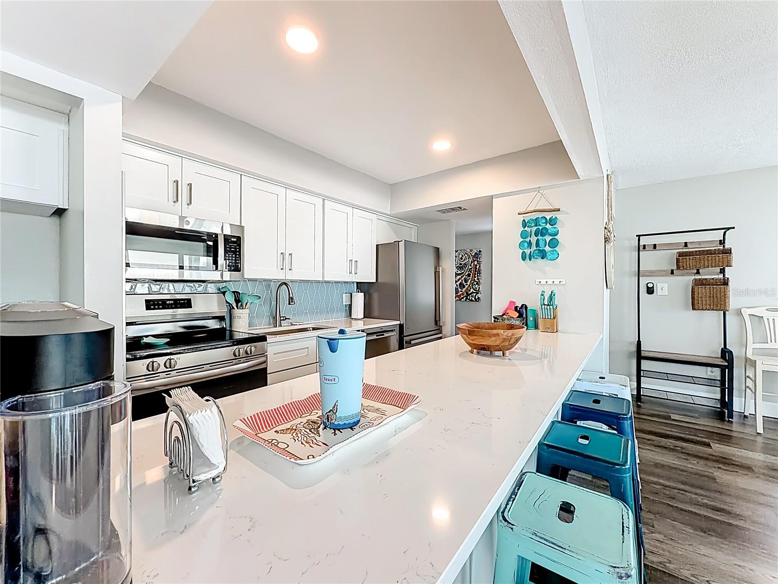 VILLAGE SANDS CONDO - Residential