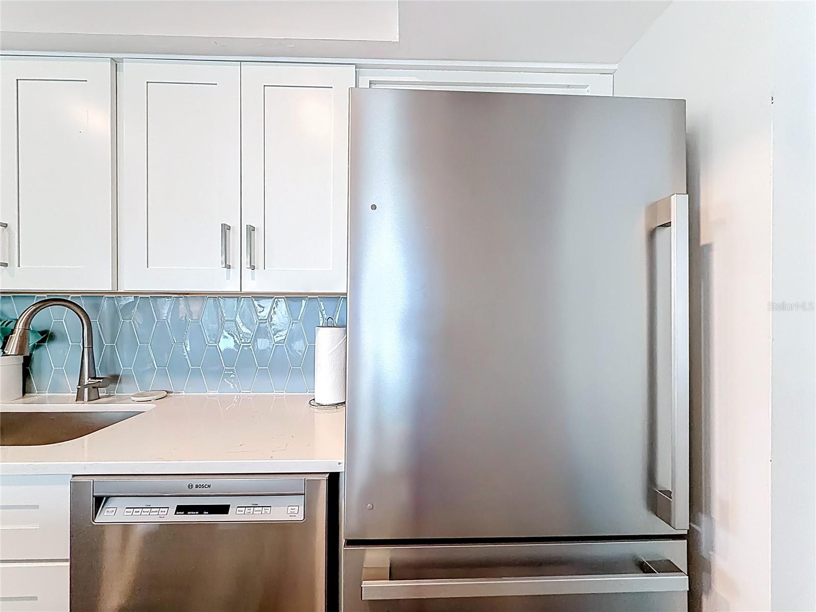 VILLAGE SANDS CONDO - Residential