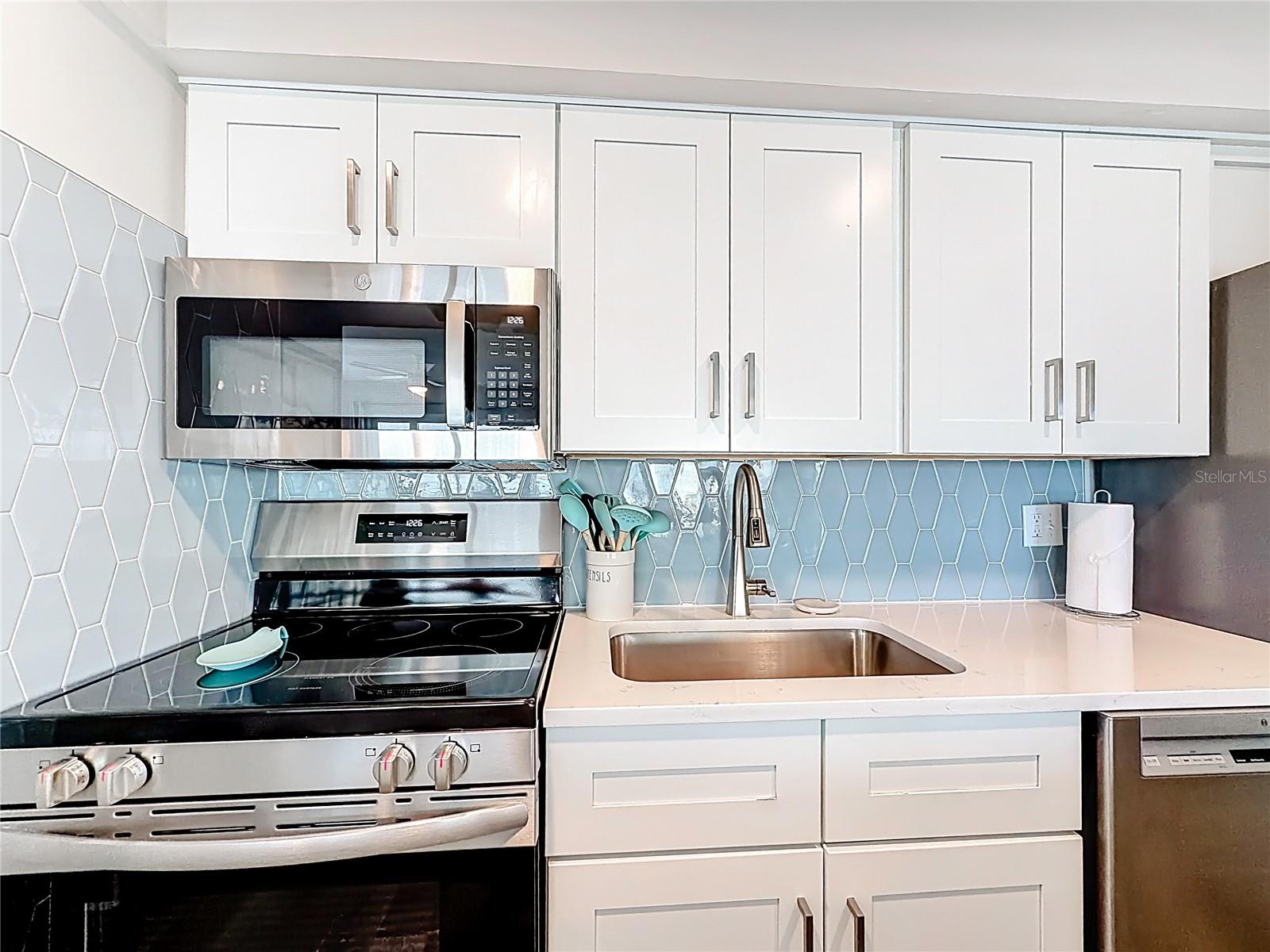 VILLAGE SANDS CONDO - Residential