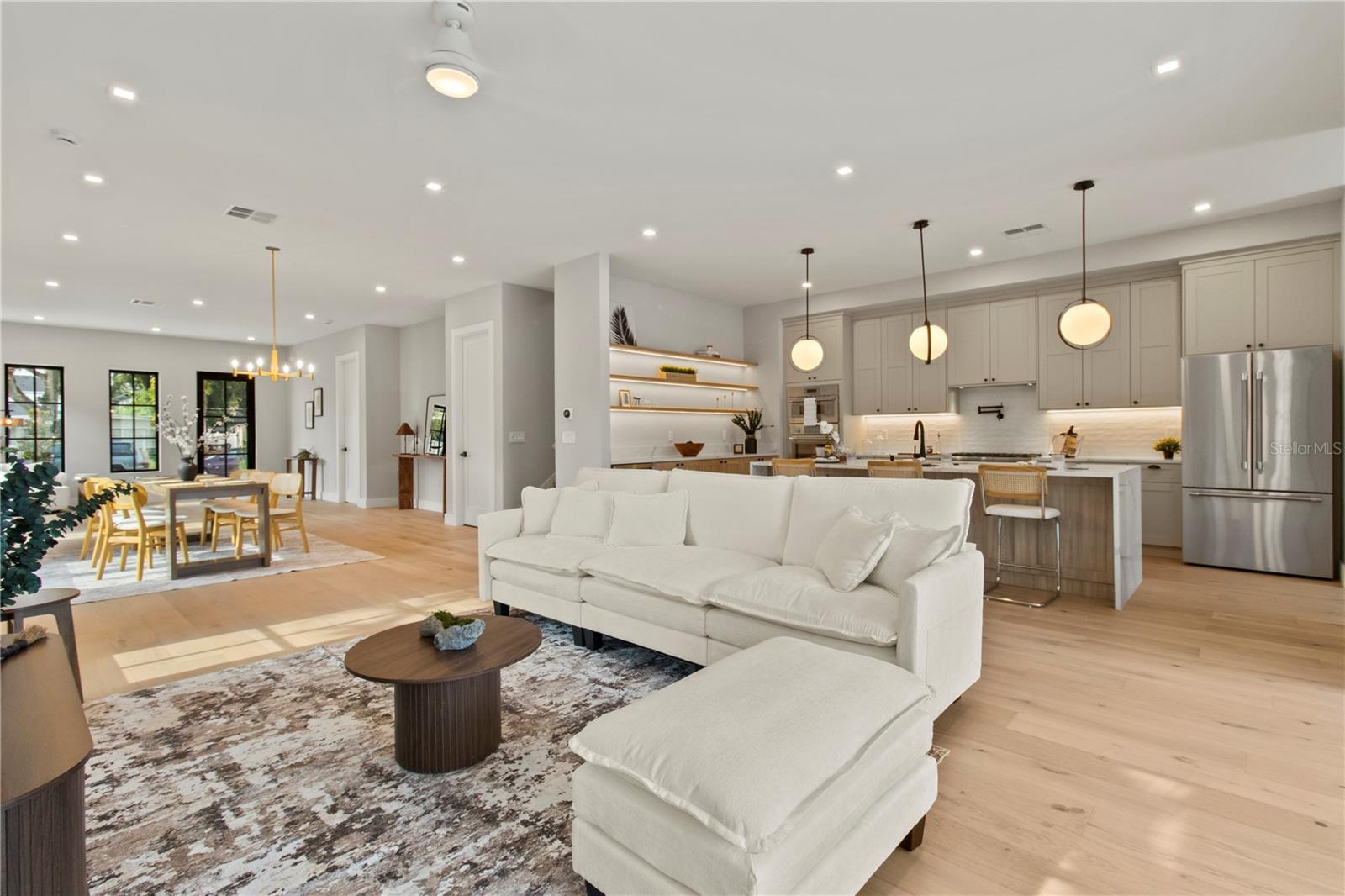22 W HAZEL STREET