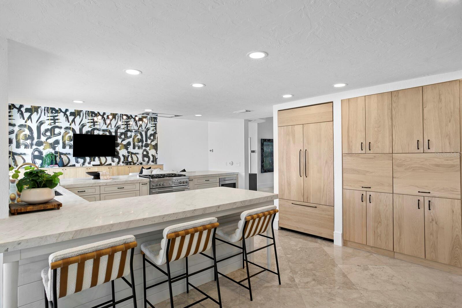 VENETIAN ISLES - Residential