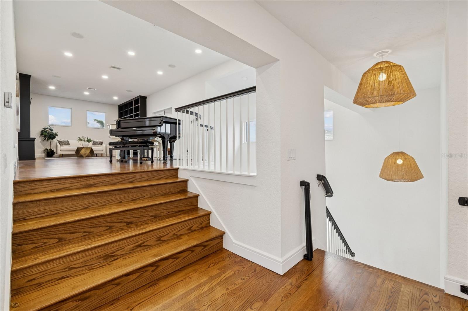 VENETIAN ISLES - Residential