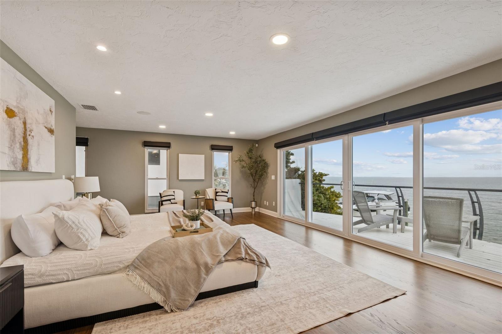 VENETIAN ISLES - Residential