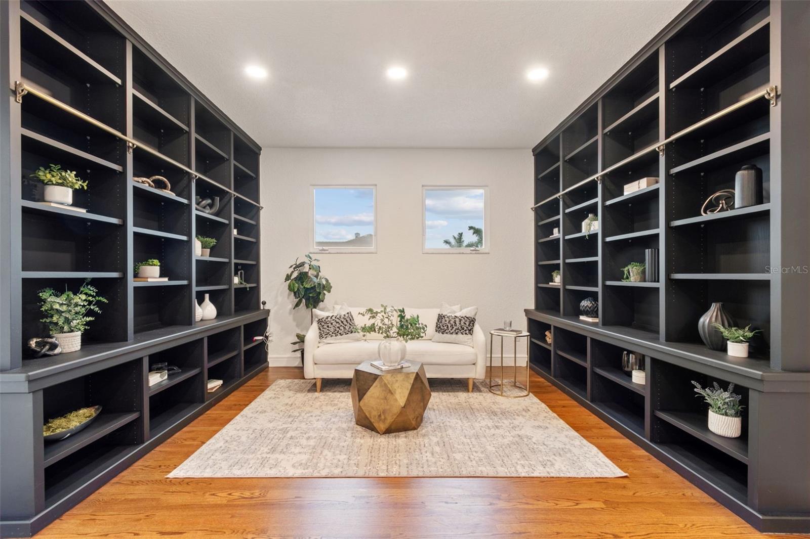 VENETIAN ISLES - Residential