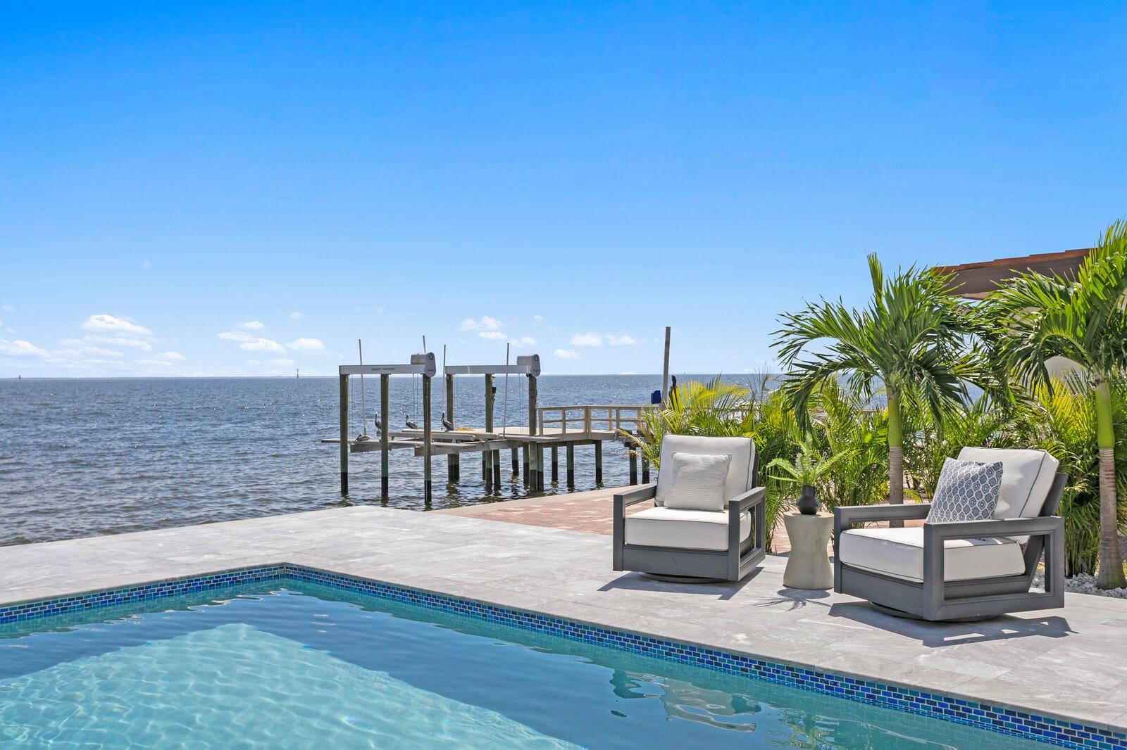 VENETIAN ISLES - Residential