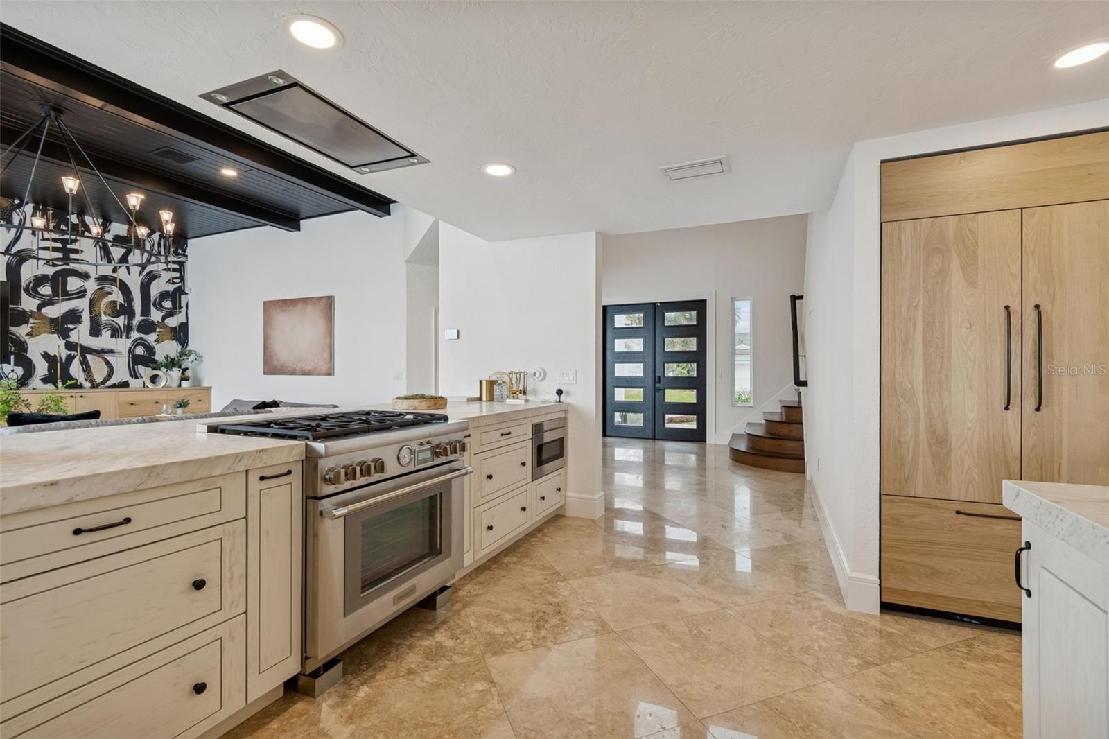 VENETIAN ISLES - Residential