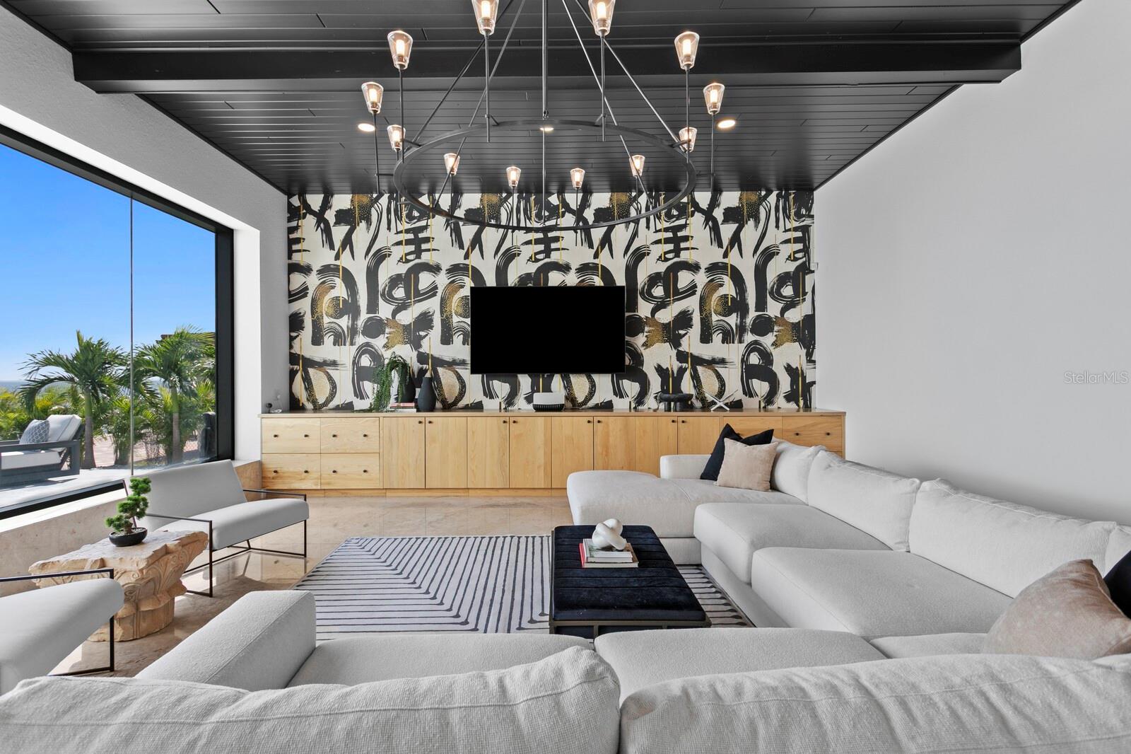 VENETIAN ISLES - Residential