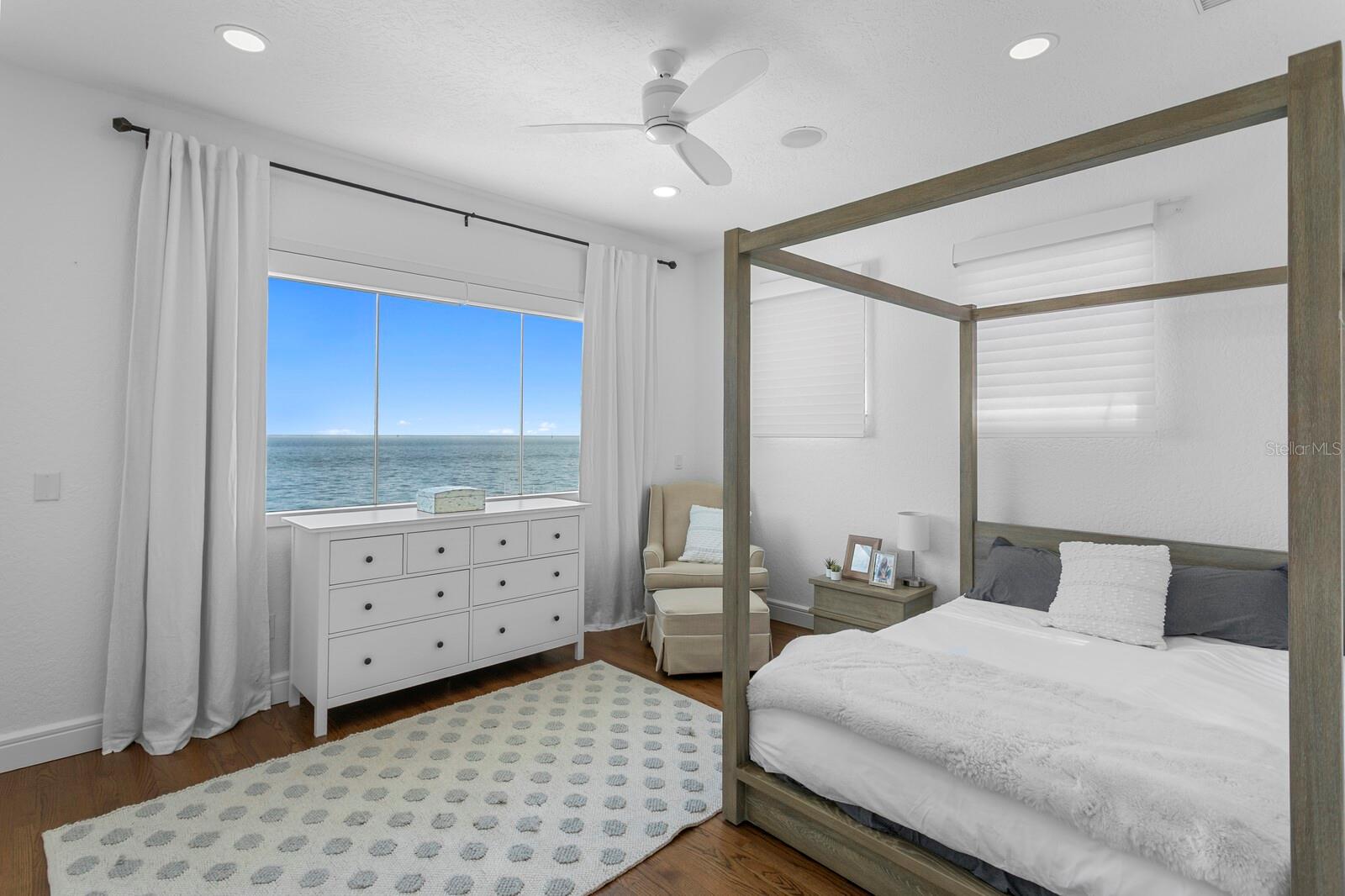 VENETIAN ISLES - Residential