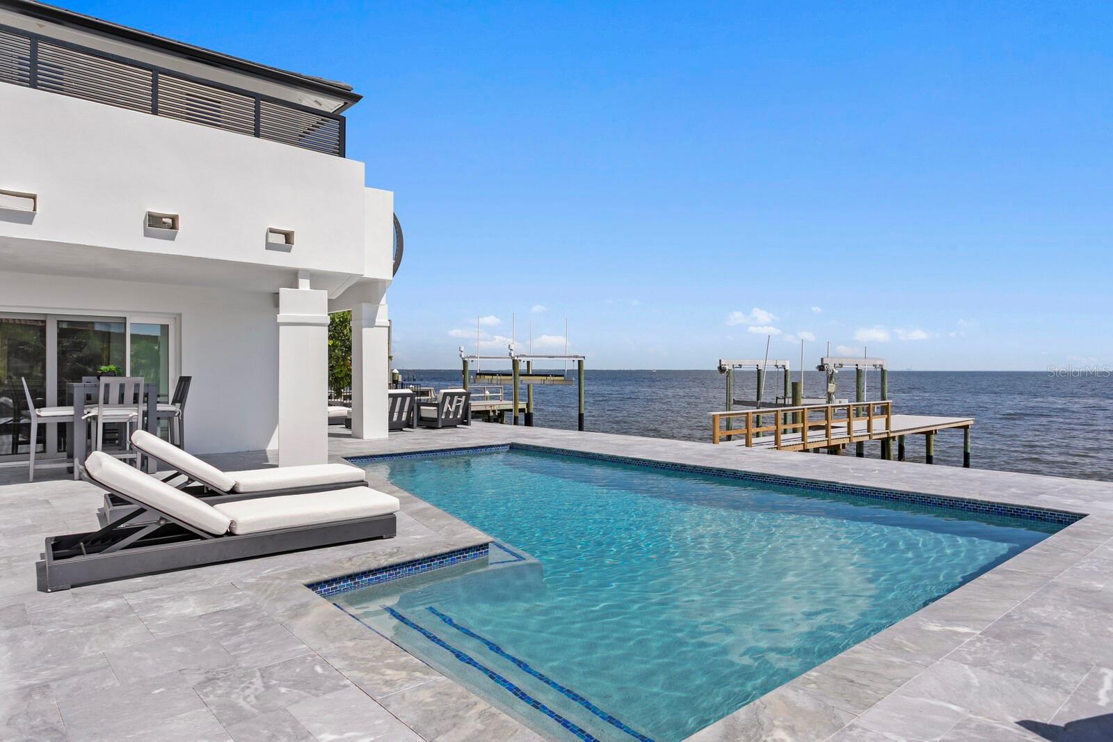 VENETIAN ISLES - Residential