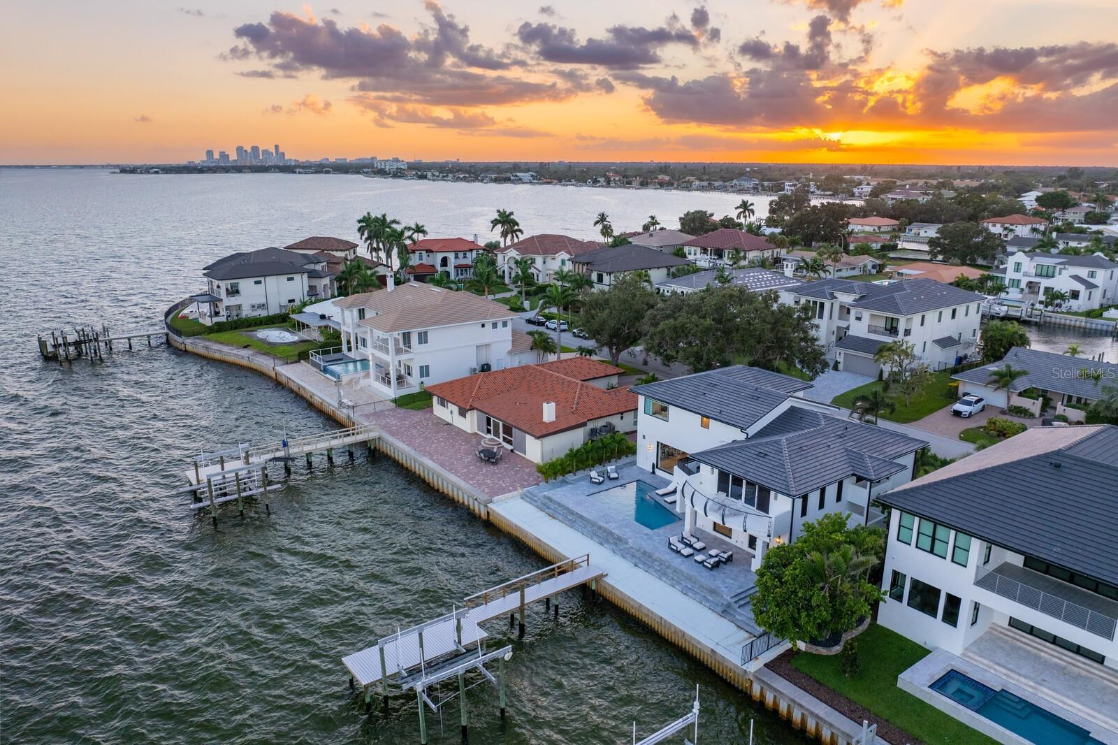 VENETIAN ISLES - Residential