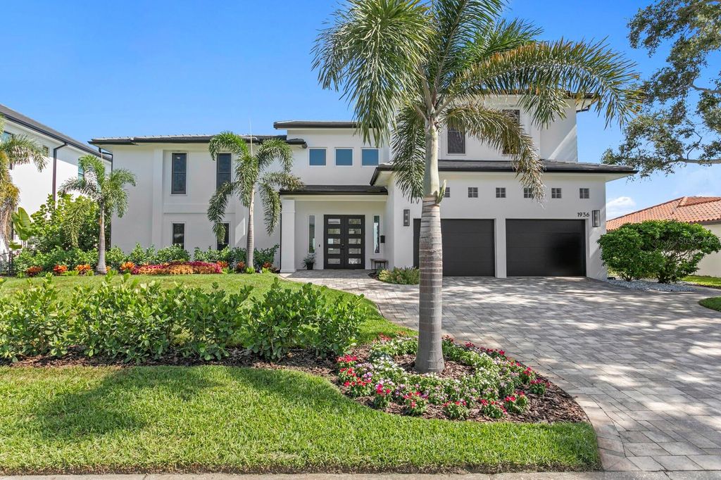 Photo of 1936 Carolina Avenue NE, St Petersburg, FL 33703 (MLS # TB8435895)